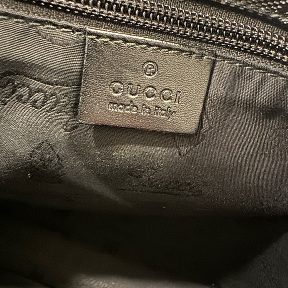 GUCCI IMPRIME MESSENGER BAG PVC - Picture 13 of 15